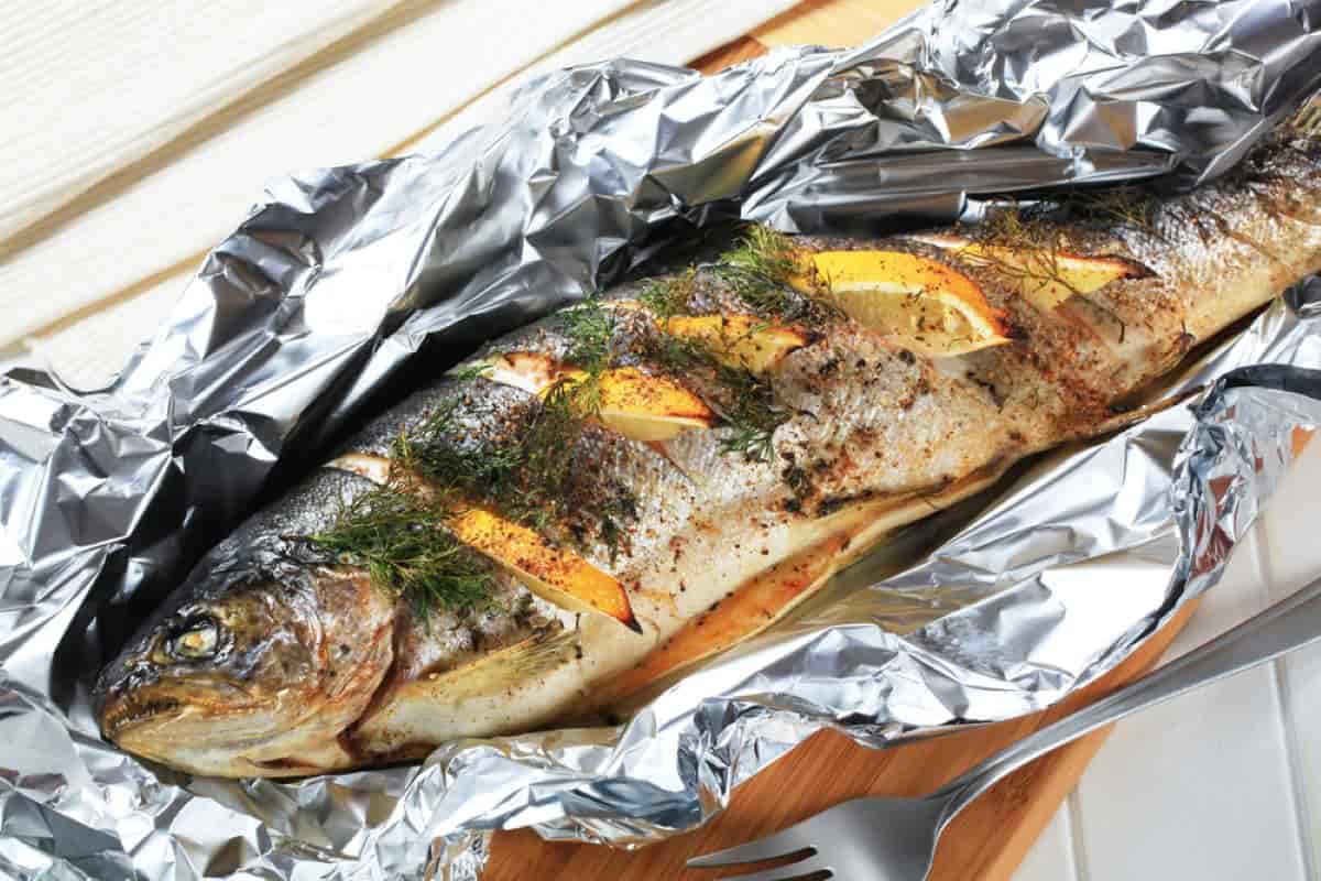 Slavski recept za pečenu pastrmku sa mediteranskim sosom | Stvar ukusa