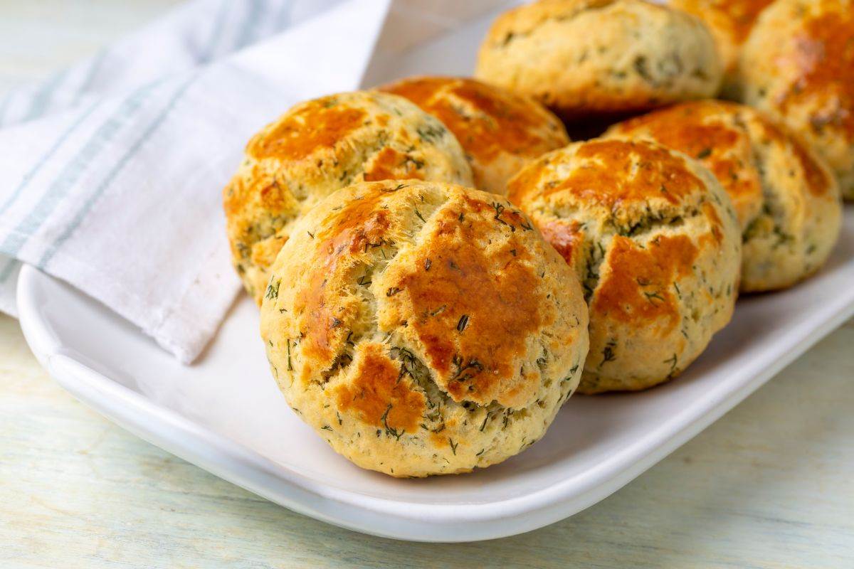 Recept za pogačice sa sirom i začinskim biljem | Stvar ukusa
