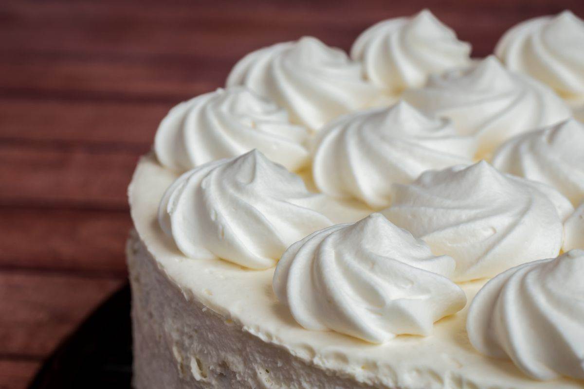 torta beli šuškavac