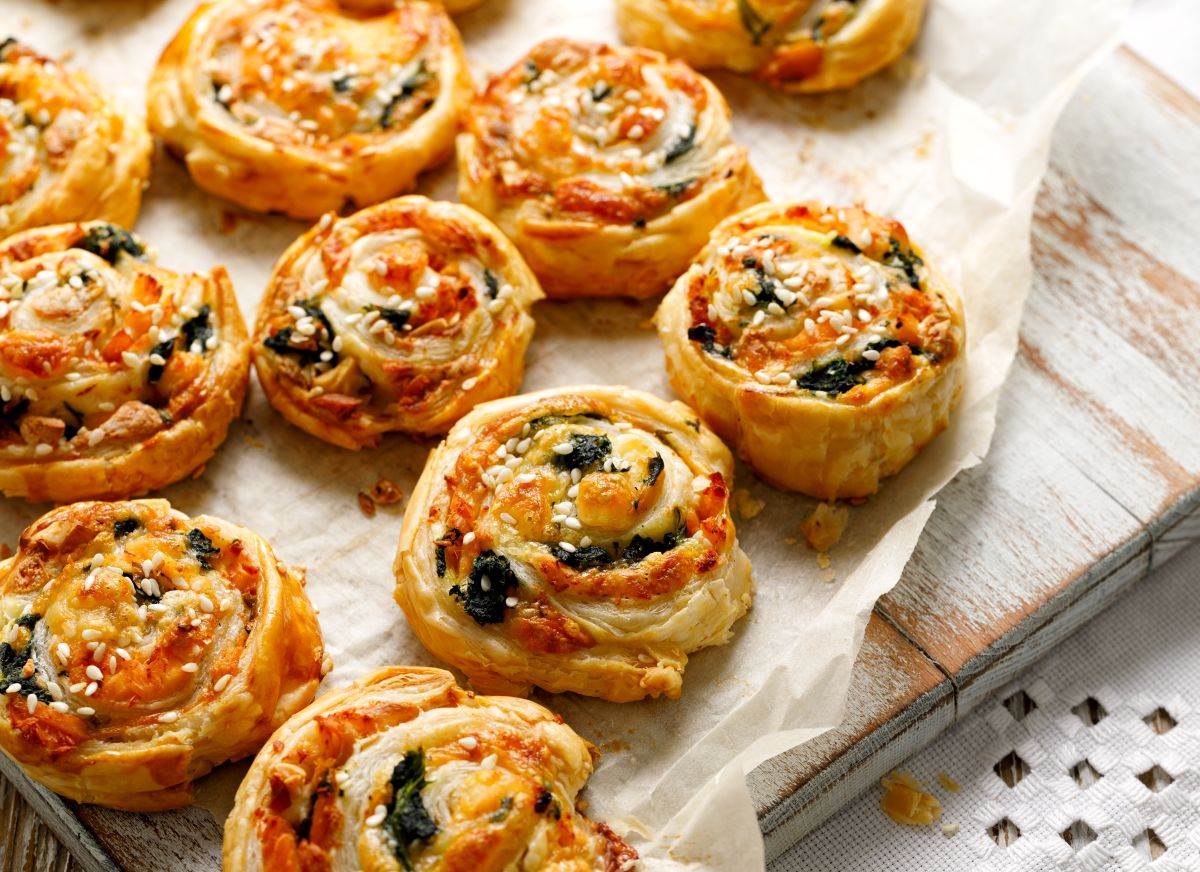 Recept za slane rolnice sa mlevenim mesom i kačkavaljem | Stvar ukusa
