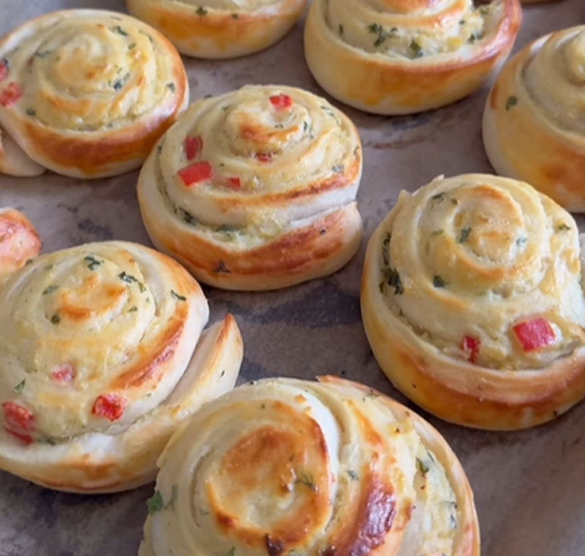 Recept za slane rolnice sa pire krompirom i povrćem | Stvar ukusa