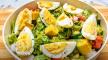 Obrok salata sa kuvanim jajima