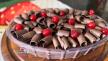Pave - posni tiramisu sa čokoladom, višnjama i plazmom