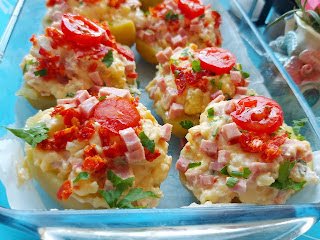 Punjeni krompir zapečen u rerni.jpg