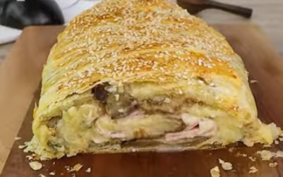 Pita sa patlidžanom i pire krompirom