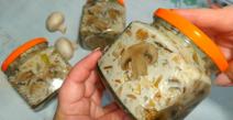 Zimnica - salata ili prilog sa pečurkama i tikvicama
