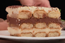 Kolač sa piškotama i 2 fila