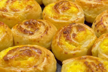 Pita sa sirom od lisntog testa