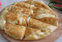 Pita sa sirom i krompirom