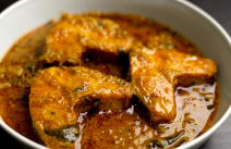 Šaran u kari sosu.png