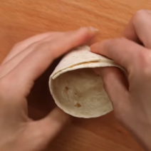 Zatvaranje kupe od tortilje.png