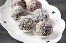 Kokos kuglice od četiri sastojka