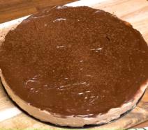 Čokoladni čizkejk bez keksa