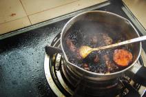 Kako oprati šerpu koja je zagorela