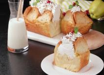 Kolač sa jabukama i hlebom