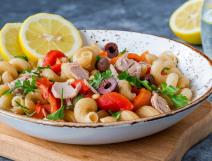 Salata od makarona i tunjevine