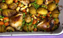 Zapečeni bataci sa harmonika krompirom, medom i senfom.png