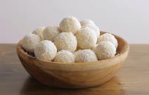 Kokos kuglice sa lešnicima