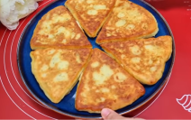 Trouglići od pire krompira punjeni sirom