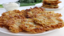 Hrskave pljeskavice od krompira i luka