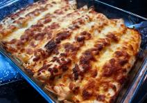 Zapečene palačinke punjene piletinom