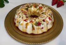 Torta sa voćem i keksom.jpg