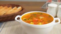 Paradajz čorba sa rebarcima