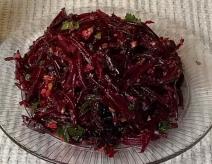 Salata sa cveklom i orasima