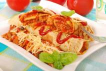 Palačinke sa tikvicama punjene mlevenim mesom