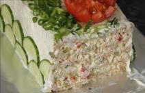 Slana torta sa hlebom i ruskom salatom