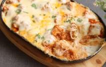 Piletina u bešamel sosu sa sirom