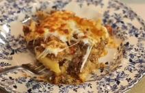 Makarone sa mlevenim mesom u bešamel sosu