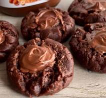 Najbrži kolači sa nutelom od 3 sastojka