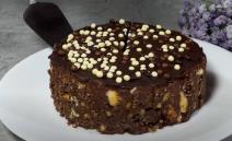 Brzinska čokoladna torta sa keksom i kafom