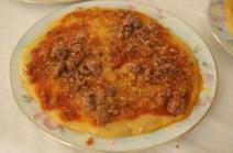 Palenta sa mesom i paradajz sosom