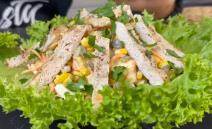 Pileća obrok salata