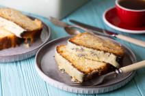 kolač od lavande sa prelivom od limuna