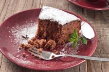 kolač sa džemom i jabukama