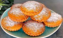 Mini tart sa džemom i kokosom