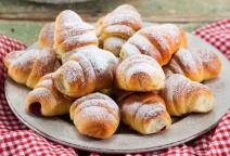 Posne kiflice sa džemom