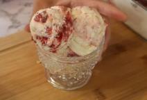 Sladoled od jagoda sa krem sirom