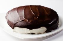 čokoladna sladoled torta