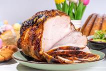 Uskršnja pečena šunka sa medenom glazurom