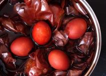 Kako da uskršnja jaja ne puknu dok se kuvaju