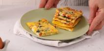 Fritata iz air fryera sa sirom, spanaćem i čeri paradajzom