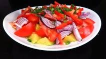 Salata sa avokadom i povrćem