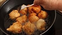 Uštipci se prže u ulju