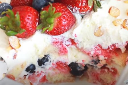 vocna piskota torta bez pecenja