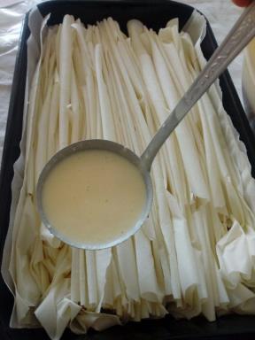 Štrickana pita sa kiselim mlekom