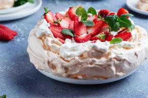 Pavlova torta